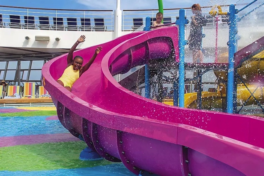 Royal Caribbean International, Kids Slide Splashaway.jpg